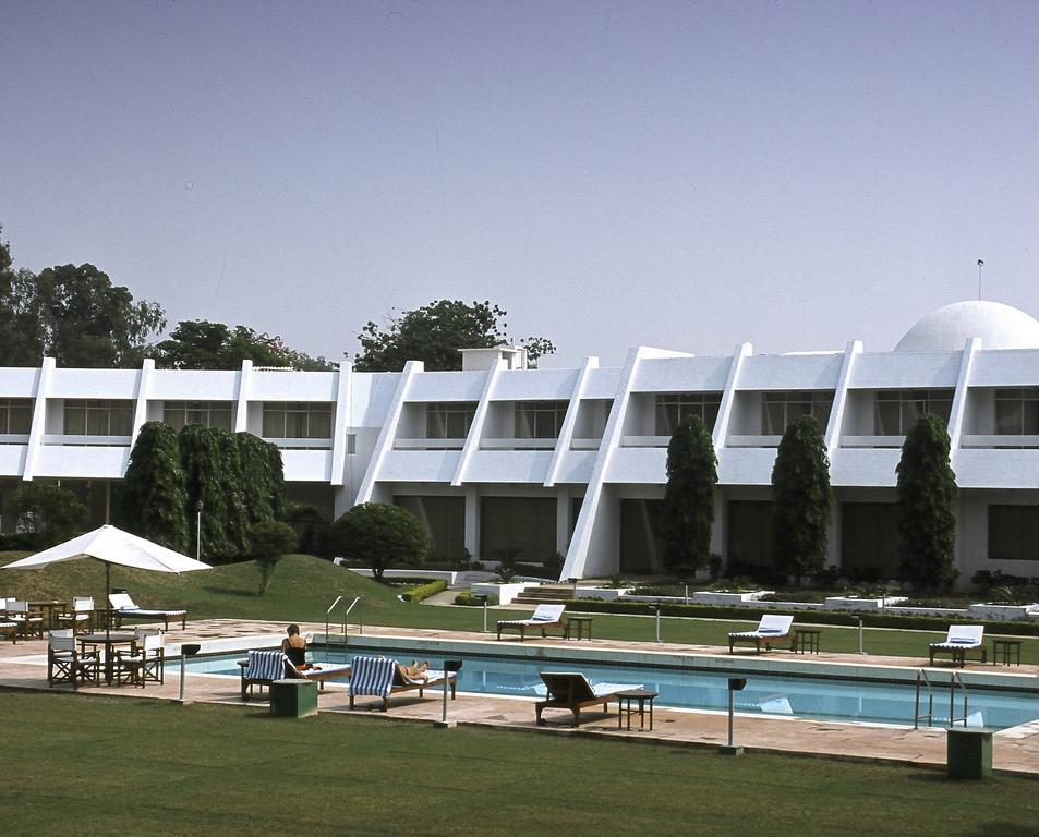 Radisson Jass Hotel, Khajuraho Exterior photo