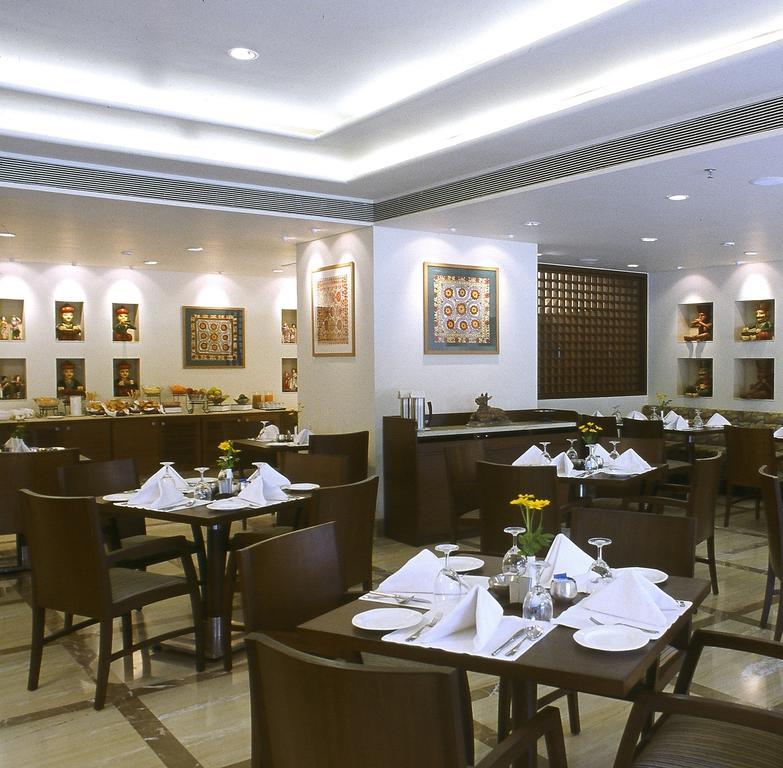 Radisson Jass Hotel, Khajuraho Exterior photo