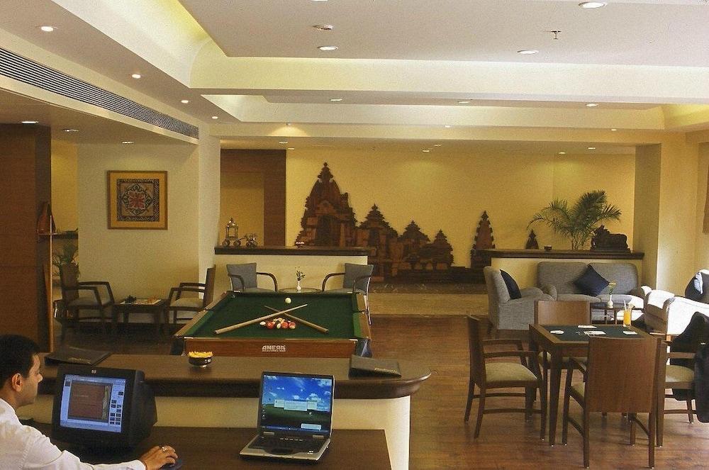 Radisson Jass Hotel, Khajuraho Exterior photo