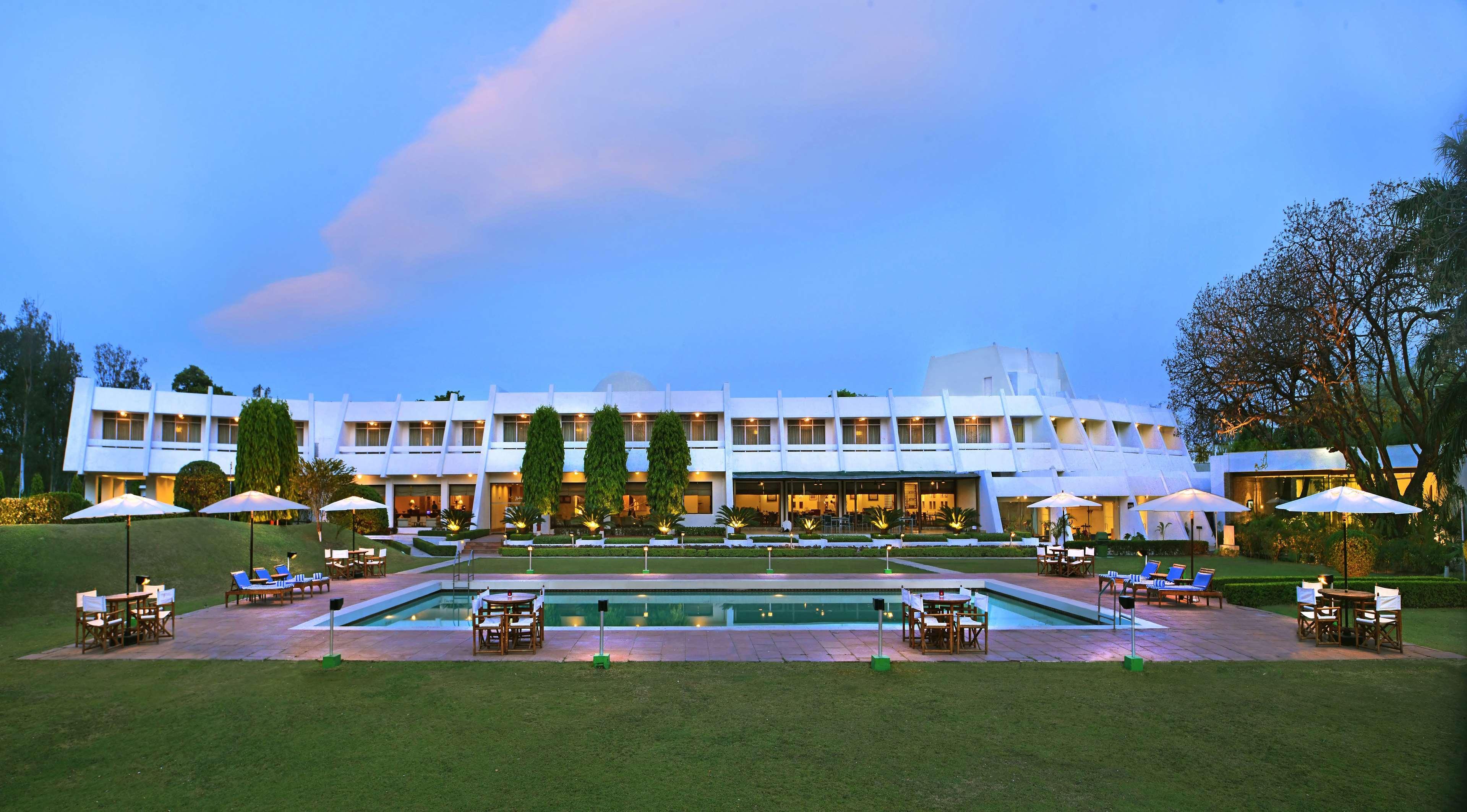 Radisson Jass Hotel, Khajuraho Exterior photo