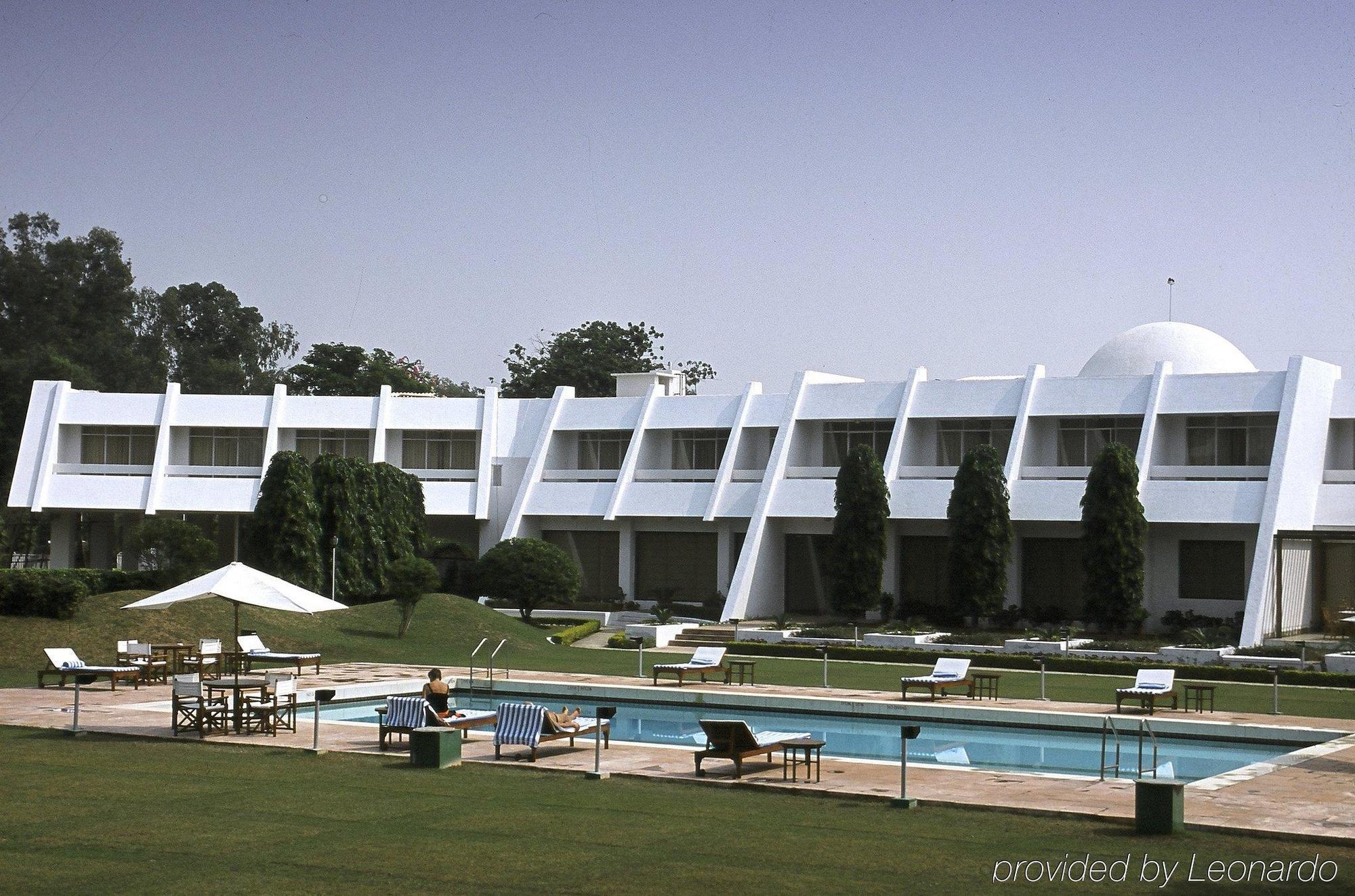 Radisson Jass Hotel, Khajuraho Exterior photo